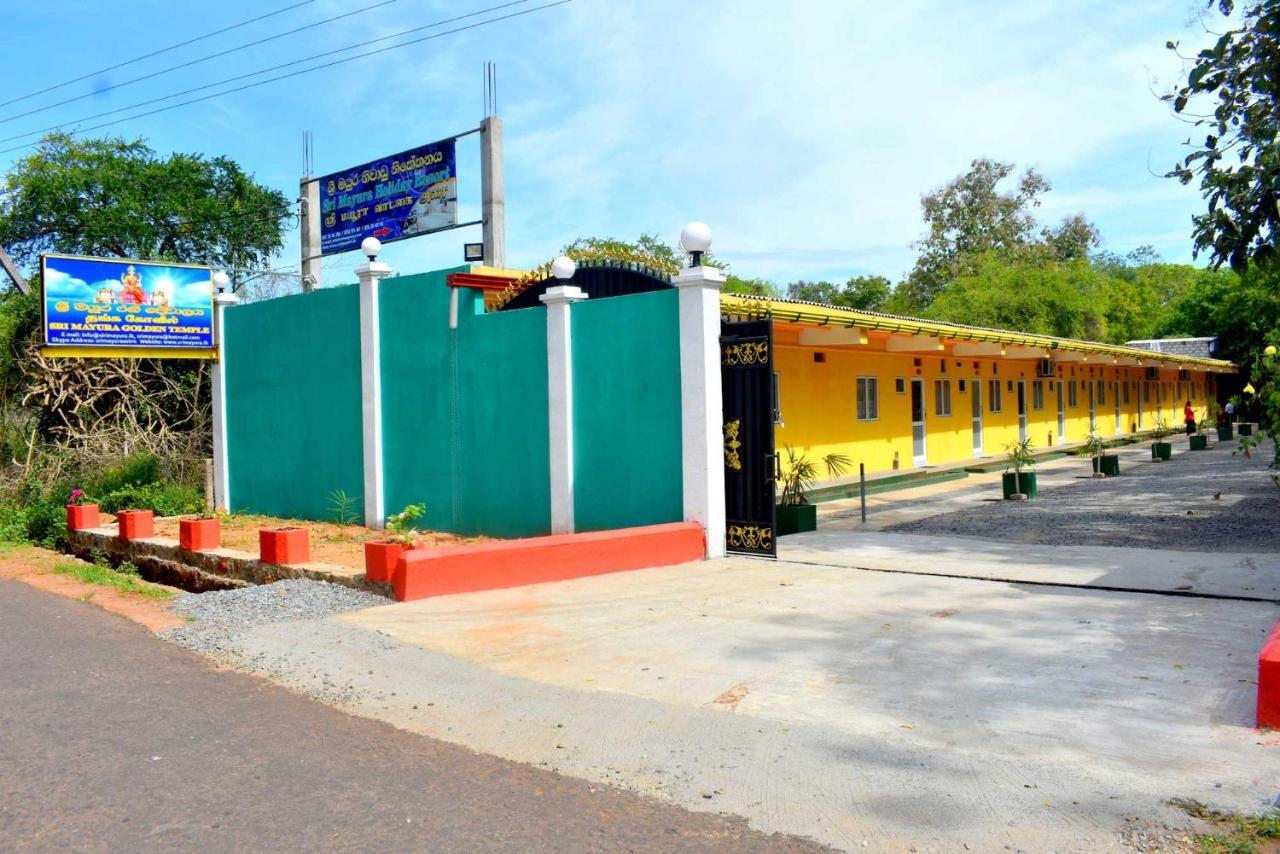 Sri Mayura Holiday Resort Kataragama Eksteriør bilde