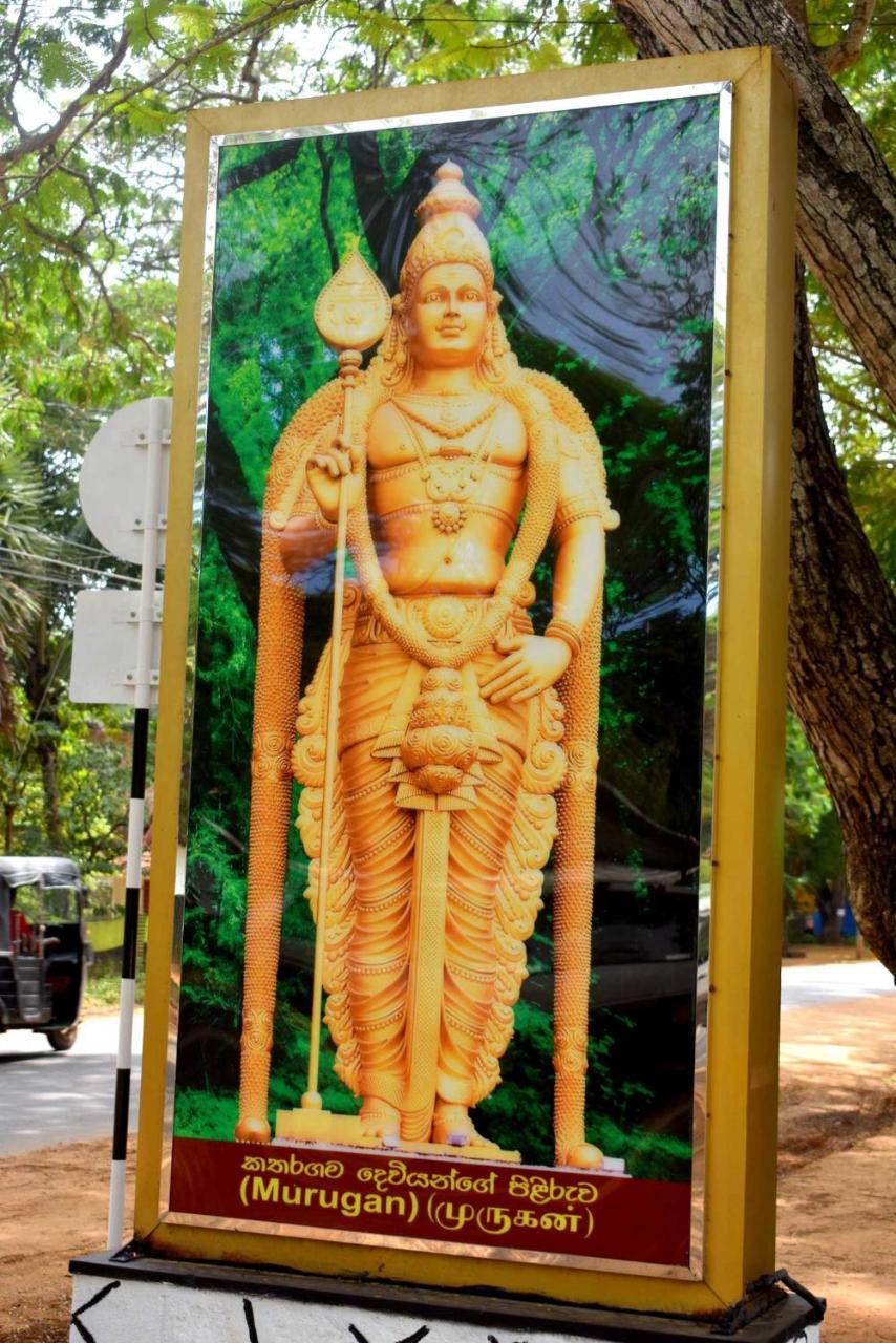 Sri Mayura Holiday Resort Kataragama Eksteriør bilde